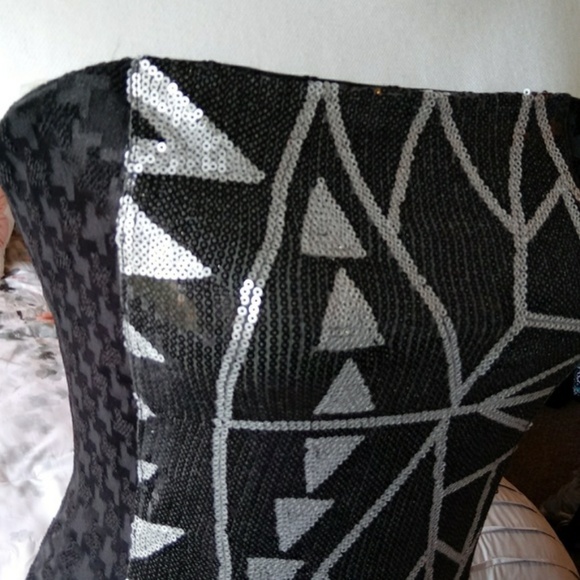 ⭐️HP⭐️{Tyche} Gifted - Picture 4 of 8